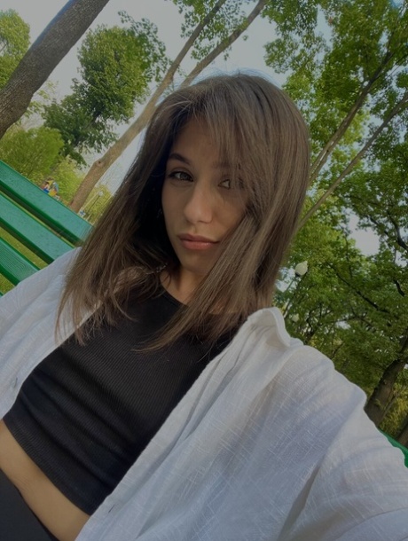 痩せたブルネット 美しい 写真