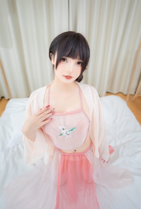 asian babe sexy pics
