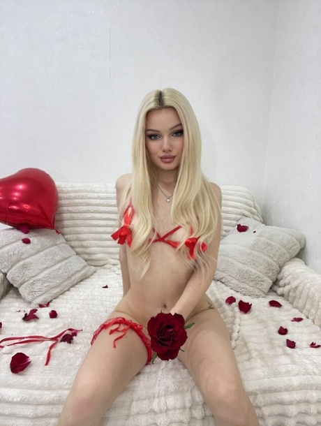 curvy petite free xxx pics