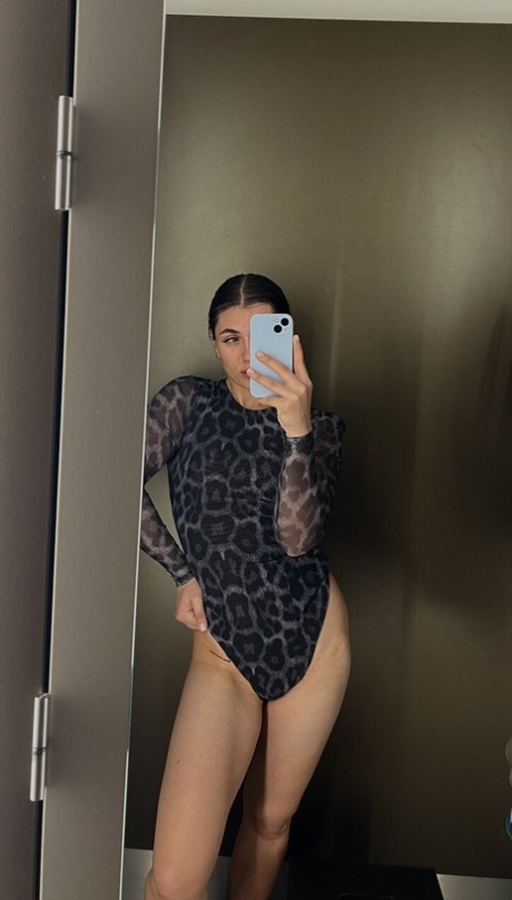 mirror free sex galleries
