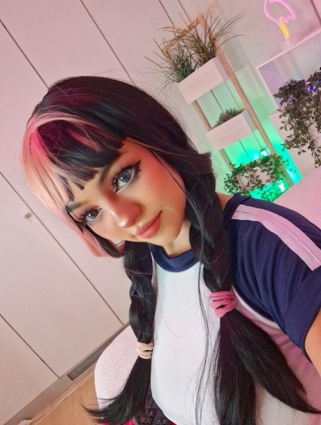 baculatá latina teenagerka xxx akty fotky
