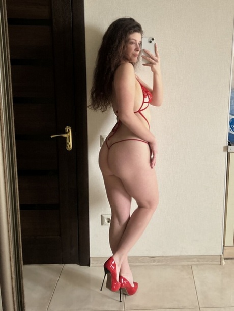 teen bikini beautiful naked pic