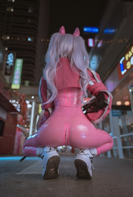 コスチューム セクシーヌード 写真
