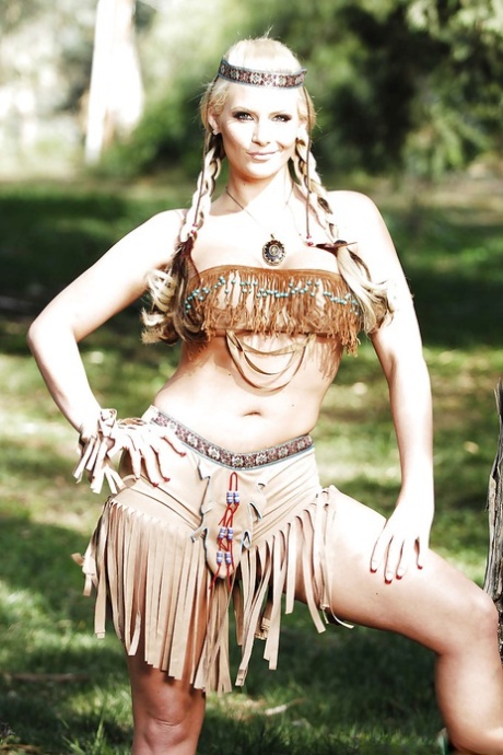 Phoenix Marie perfect model gallery
