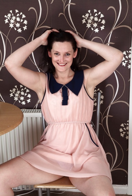 Emily Marshall model free picture