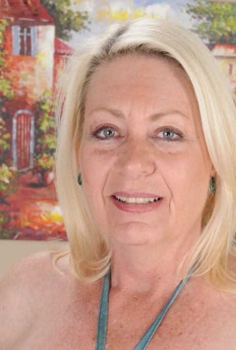 granny face hot porn gallery