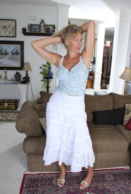 Cally Jo model top pics