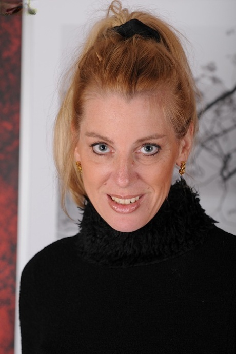 beautiful mature hot porn images