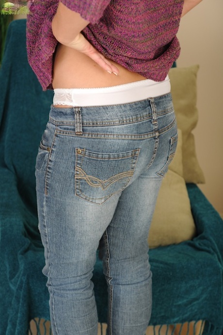 milf jeans free naked galleries