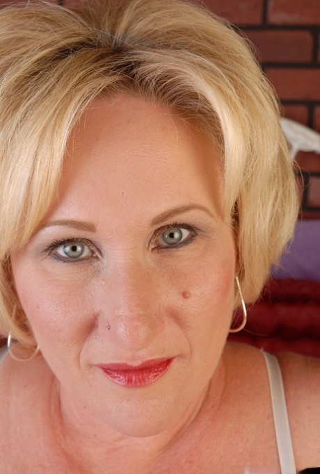 visage mature beau porno archive