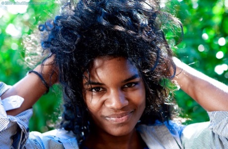 ebony face nudes pics