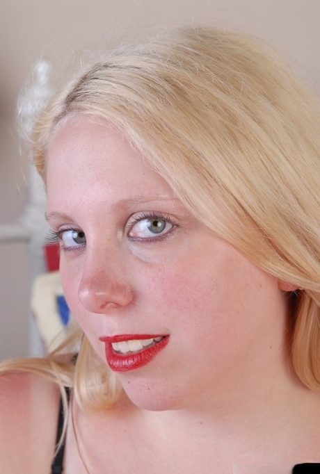 chubby blonde mature naked image