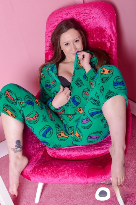 Elouise Please sex star img