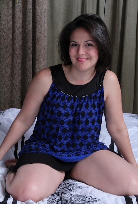Carlita Johnson perfect model img