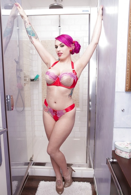 lingerie shower nude photos