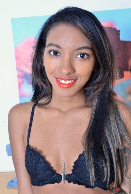 ebony face free porn pic