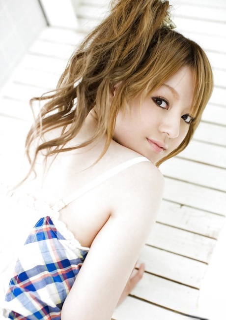 Ria Sakurai star erotic images