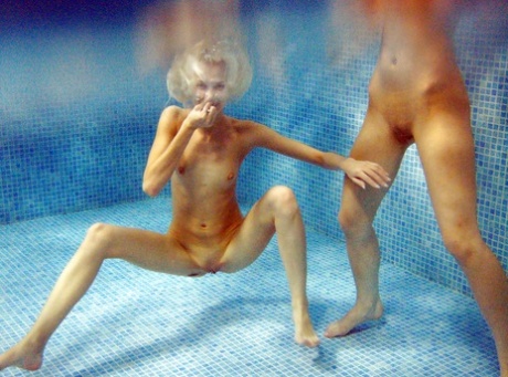 bedstemor trekant hot nøgen fotos
