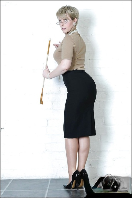 mature bent over nice archive