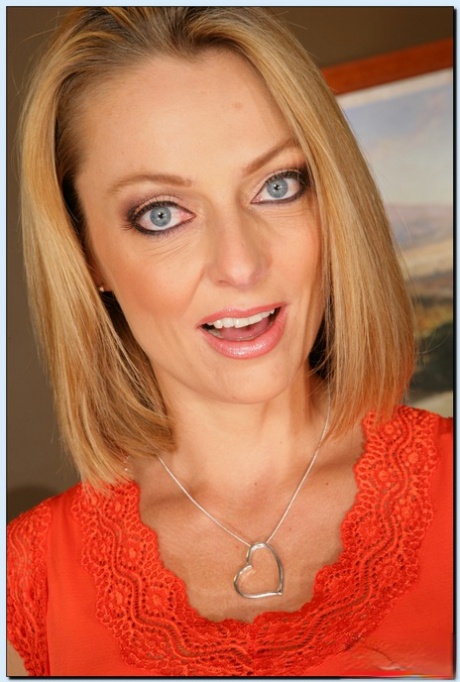 milf face hot sex image