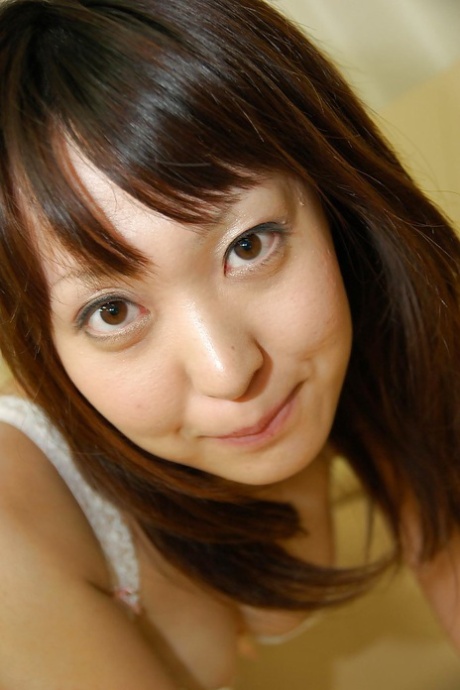 asiatisk ansigt ret erotisk pic
