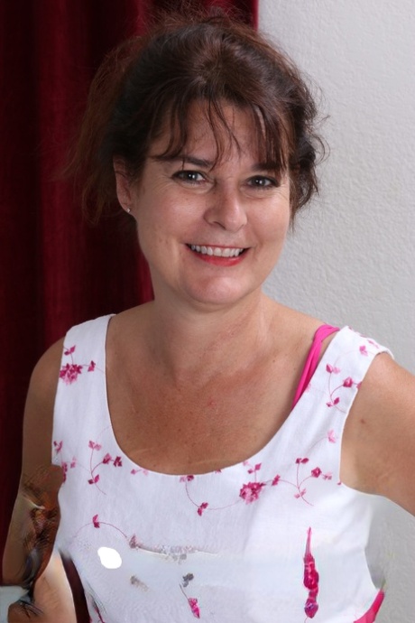 petite mature art porn img