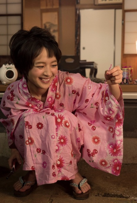 japanskt kort hår perfekt erotiskt galleri