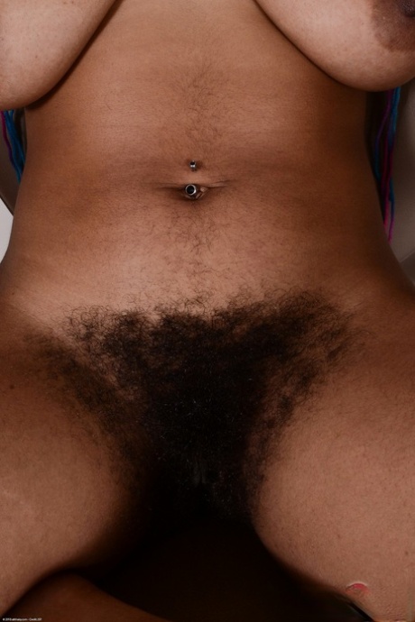 black vagina nude pics