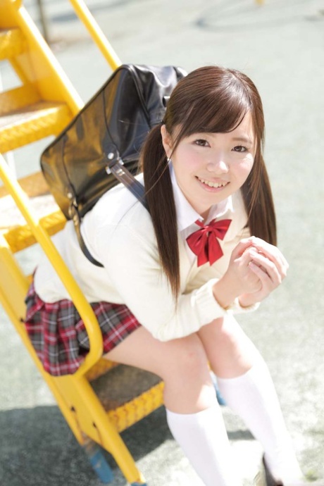 japansk skolejente pornografisk hd bilde