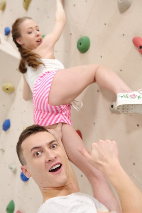 gym free naked photos