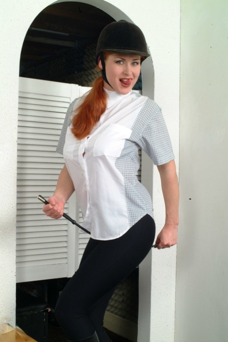 mature nylon porn gallery