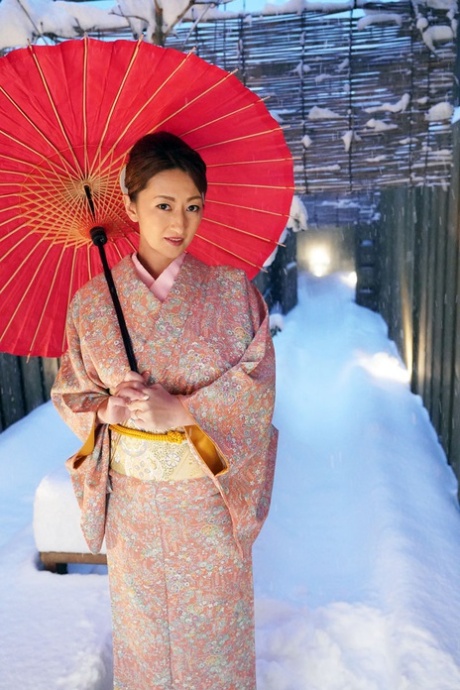 asian outdoor xxx pictures