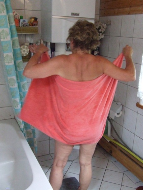 zralá manželka nahá nejlepší img