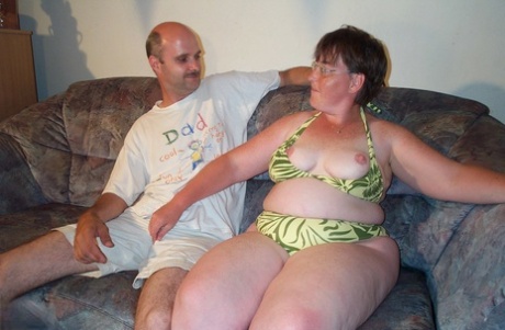 thick bikini art porn pic