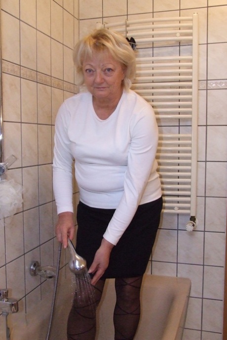 wysoka dziewczyna ruchanie nagi erotyk fotka