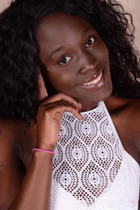ebony face hot nude galleries