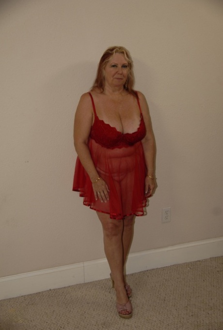 chubby white girl exclusive image