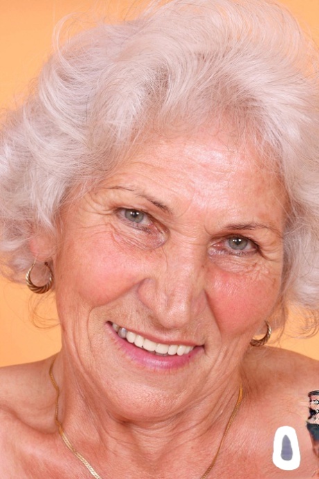 granny face free porn photo