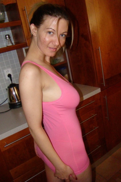 Lovely Vanessa nudes model image