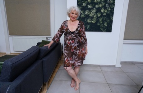 vestido de abuela sexo erótico archivo