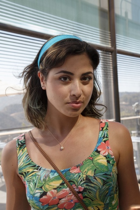 April Hunter exclusive star img