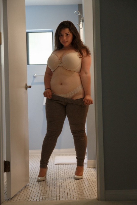 stora vackra kvinnor ensam xxx sex bilder