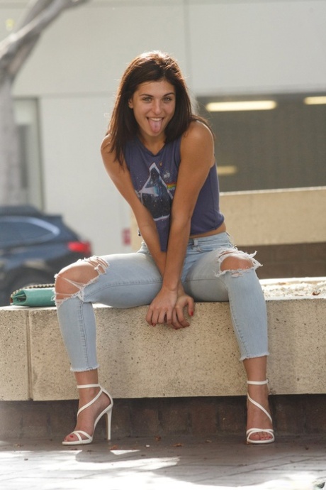 teen jeans hd pic