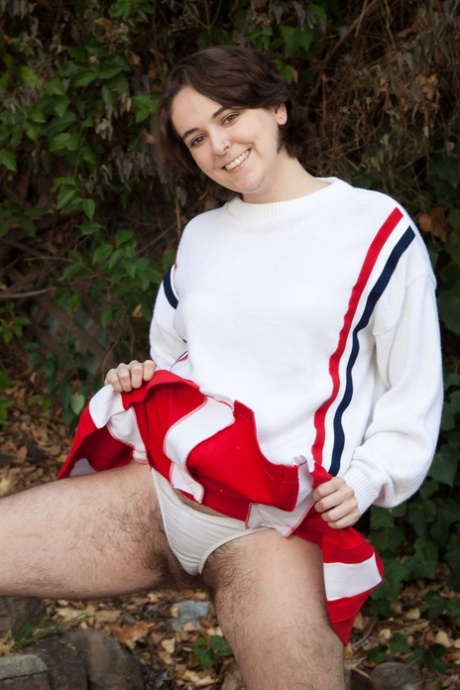 cheerleader upskirt pornographic img