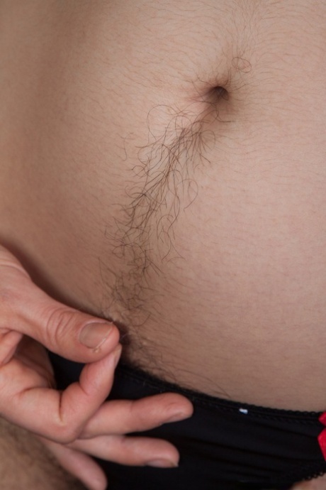 thick solo erotic pic