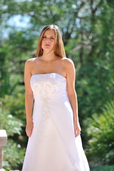 bride hot pictures