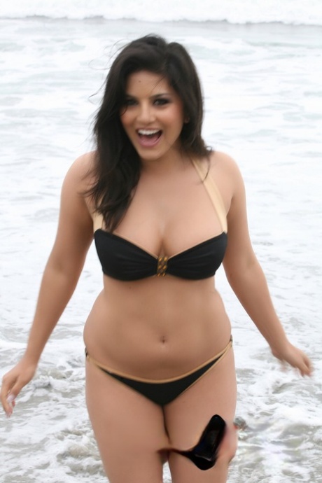milf bikini free sex pics