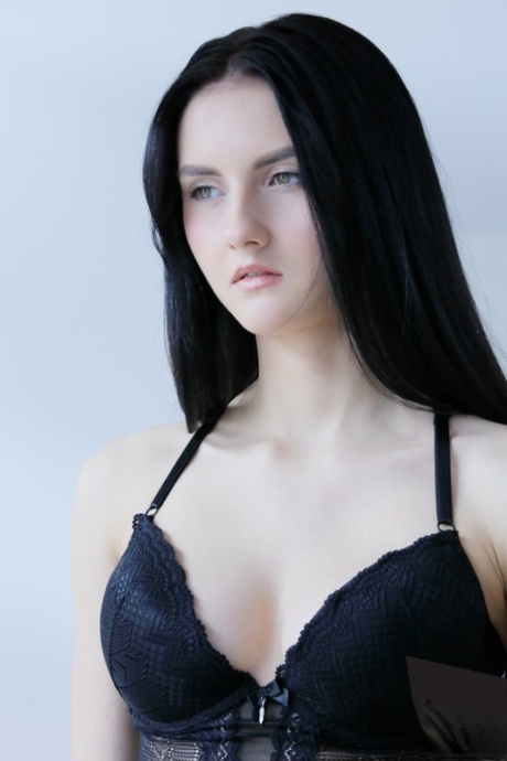 美しい顔 セクシー裸 写真