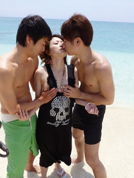 asian beach sexy photos