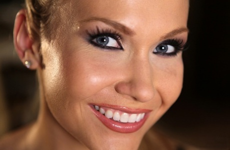 Mary Jane model erotic picture